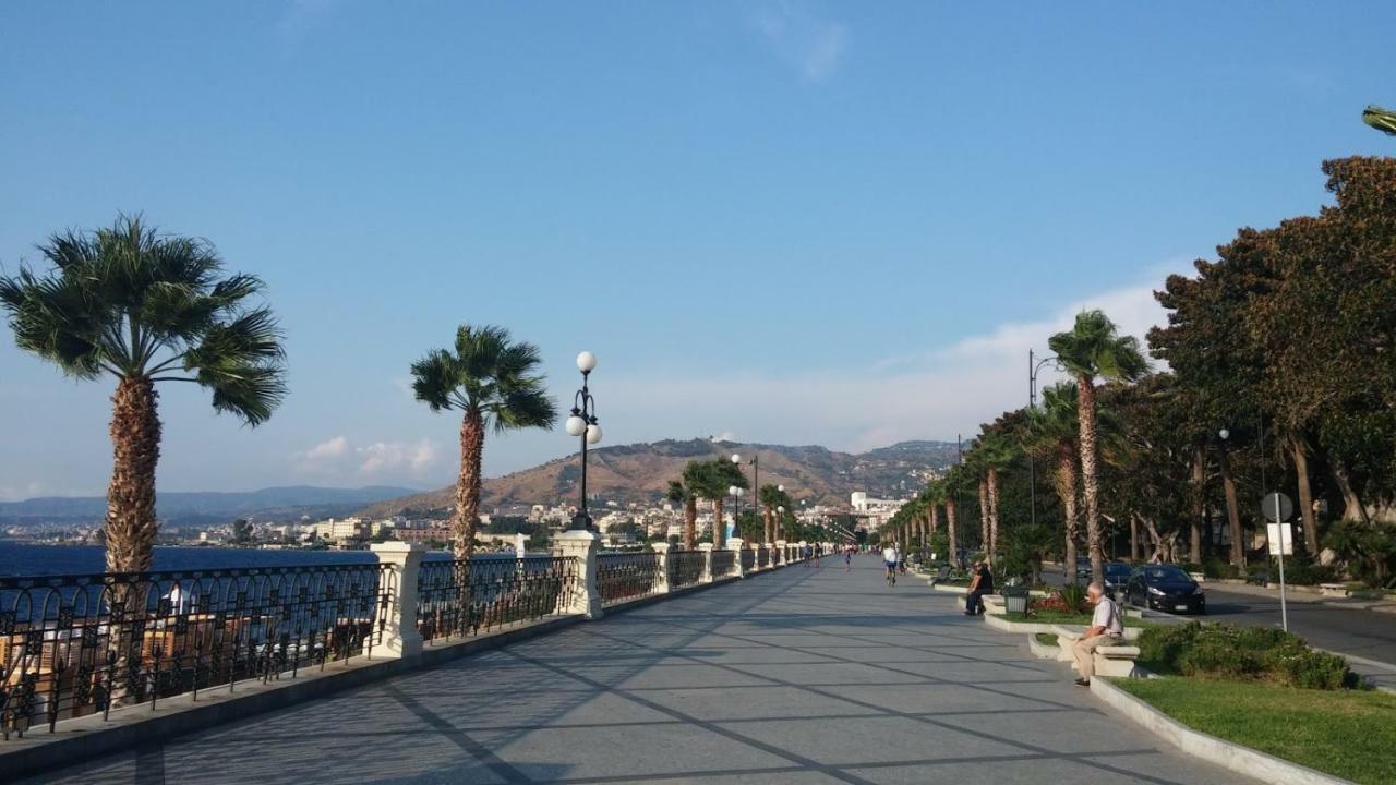 Vista Mare Rooms Reggio Calabria Exterior photo